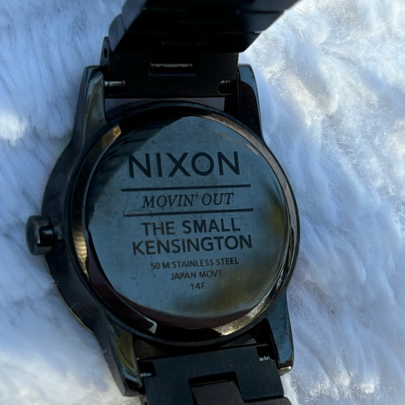 Men’s Holographic Nixon Watch - Picture 2 of 3